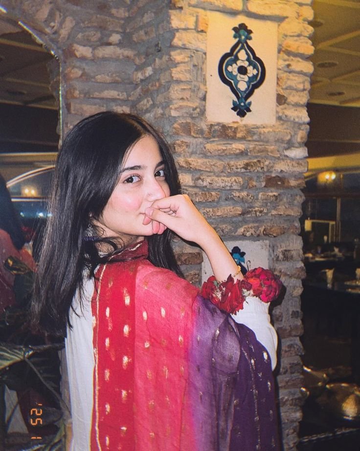 girl dp (3)