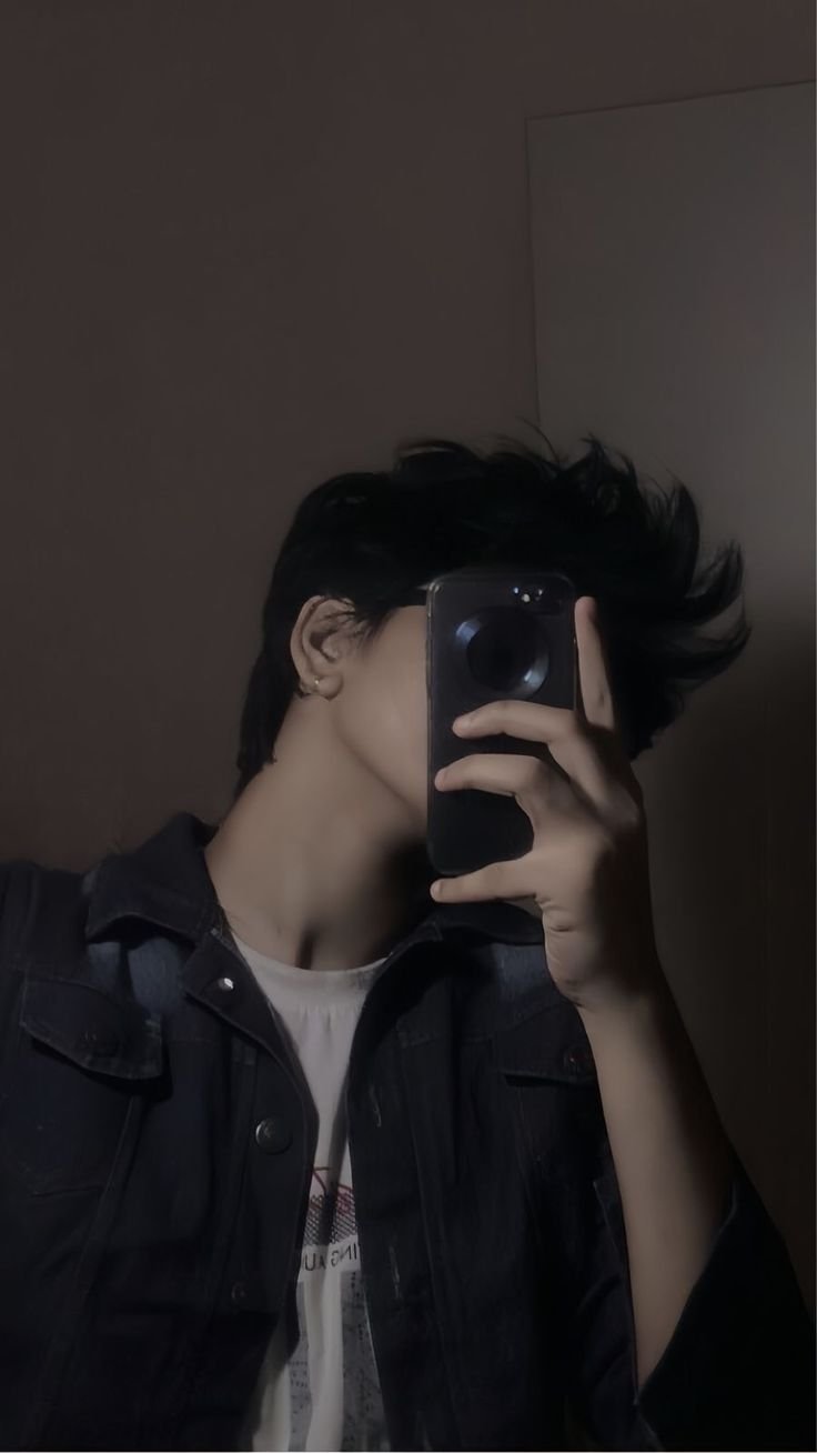 hidden face boy dp (1)